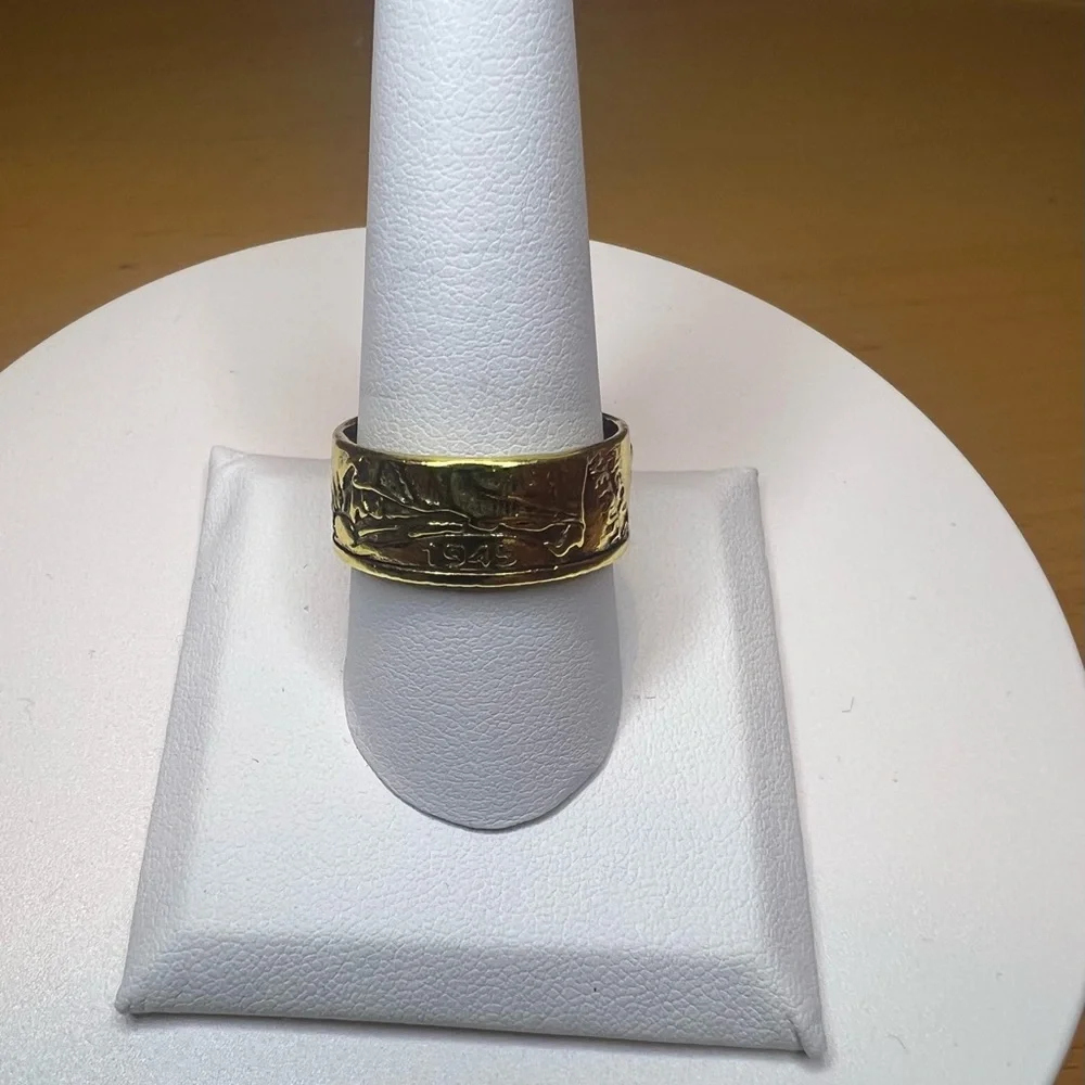 Brand New Vintage Golden Half Dollar Coin Ring